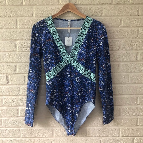 Free People V Neck Bodysuit - Picture 1 of 3